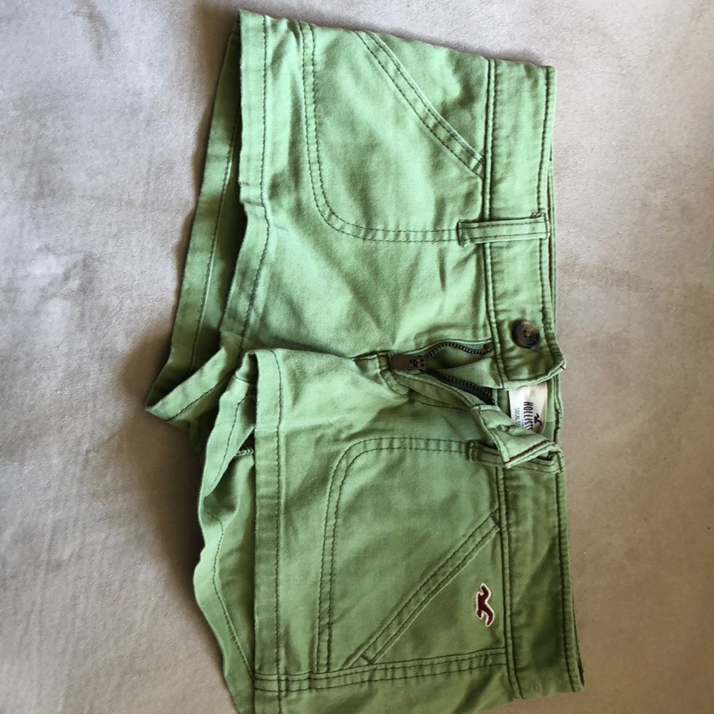Social stretch Hollister shorts